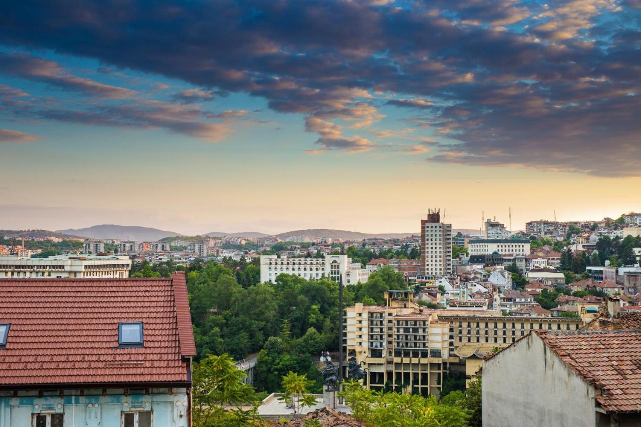 Apartment Zdravets, In The Heart Of The Old City Weliko Tarnowo Exterior foto