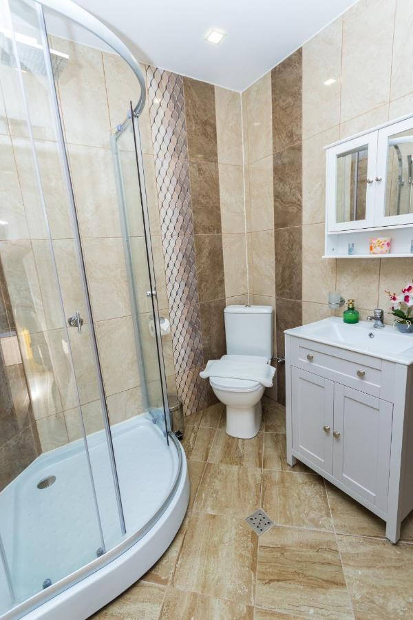 Apartment Zdravets, In The Heart Of The Old City Weliko Tarnowo Exterior foto